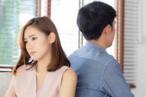 Vợ đòi ly hôn liên tục, tôi phải làm sao?