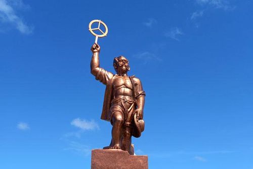 Sắt son một chữ tình!