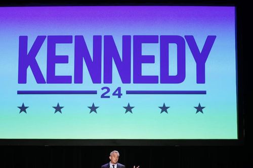 Tranh cử Tổng thống Mỹ độc lập, người con gia tộc Kennedy liệu có làm nên chuyện?