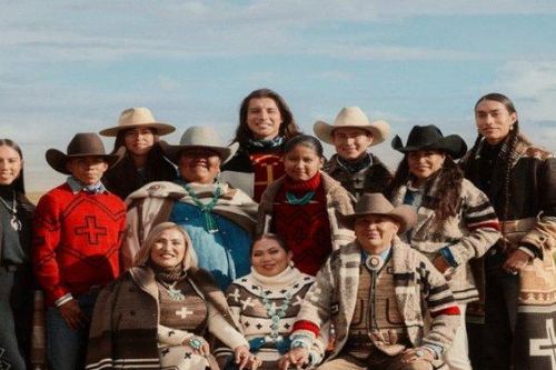 Ralph Lauren tôn vinh văn hóa người da đỏ trong bộ sưu tập mới