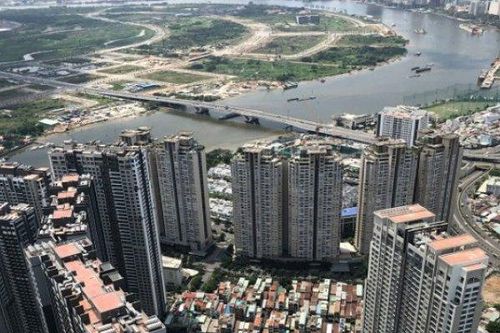 Loạt doanh nghiệp BĐS gặp khó: Nợ thuế hàng nghìn tỷ đồng, dừng hoạt động vì hết tiền