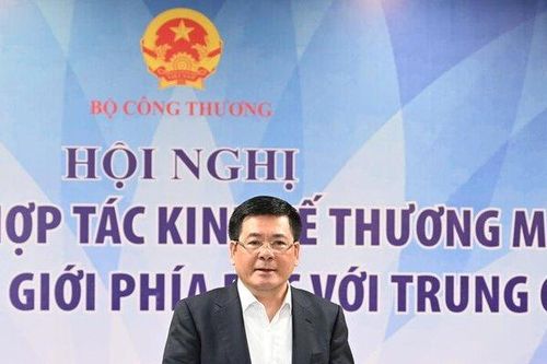 Cần hạn chế và đi tới 'đoạn tuyệt' với xuất khẩu qua đường tiểu ngạch