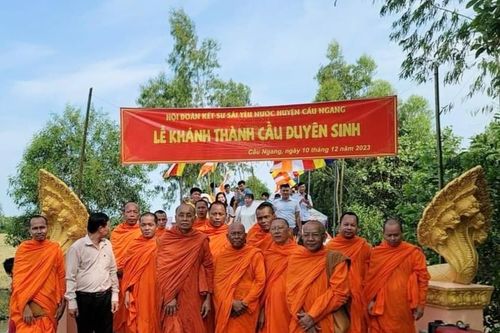 Trà Vinh: Hội Đoàn kết Sư sãi yêu nước H.Cầu Ngang khánh thành cầu Duyên Sinh