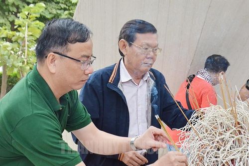 Đoàn cán bộ nhà báo tiêu biểu TP Hồ Chí Minh tham gia hành trình về nguồn tại Tây Bắc