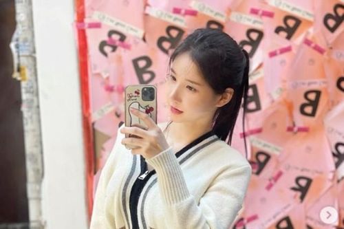 DJ nóng bỏng nhất Hàn Quốc giữ thân hình đẹp dù tuổi ngoài 30