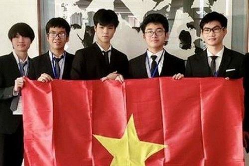 Bản tin 16/12: Phó Chủ tịch nước gặp mặt đoàn học sinh đoạt giải Olympic quốc tế năm 2023