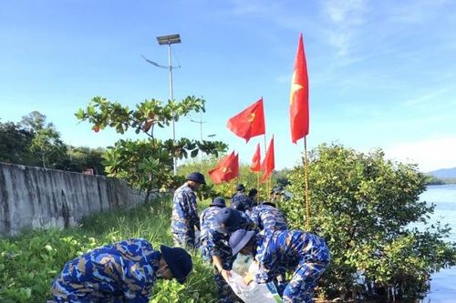 Đoàn cơ sở Lữ đoàn 957 ra quân 'Ngày thứ bảy tình nguyện'