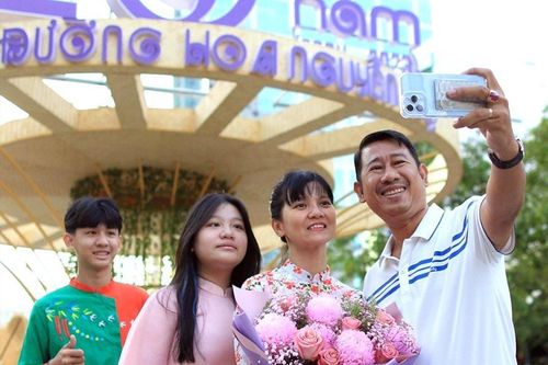 Bạn bè hay vợ con?