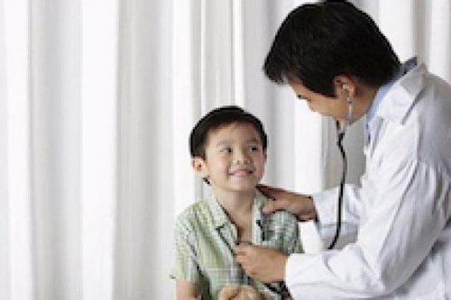 Cậu bé 2 tuổi có khối u khổng lồ trong khoang bụng, đây là căn bệnh cực nguy hiểm ở trẻ