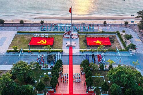 Mỗi tác phẩm ảnh là một câu chuyện thú vị, thực tiễn về đất nước Việt Nam