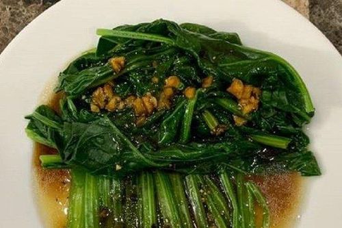 5 không khi ăn loại rau 'giàu dinh dưỡng nhất hành tinh', Việt Nam bán rẻ như cho