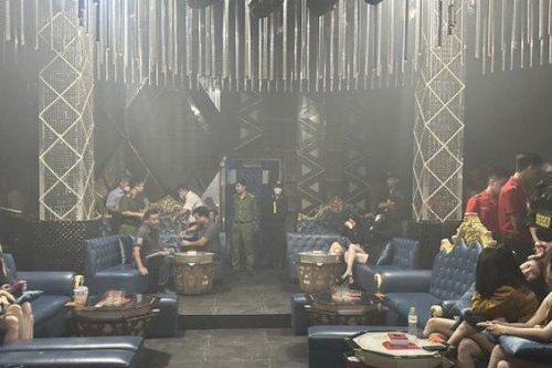 Bình Dương: Phát hiện 38 người dương tính ma túy trong quán bar