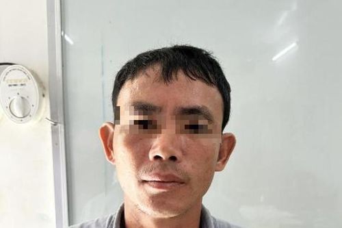 Nghĩ bị xúc phạm, hất nồi lẩu đang sôi vào người phụ nữ