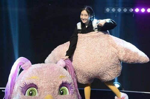 Chip Chip Pink của 'Ca sĩ mặt nạ' thay đổi thế nào sau 1 năm rời chương trình?