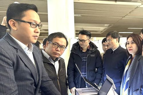 Google chọn thí điểm lớp học thông minh tại trường học còn khó khăn về cơ sở vật chất tại Hà Nội