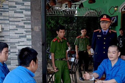 Dựng hiện trường vụ dùng súng giải quyết mâu thuẫn ở Thừa Thiên-Huế