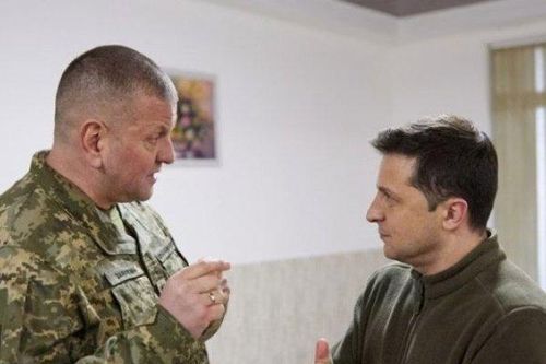 Ukraine: Kết quả thăm dò người dân về khả năng sa thải Tổng Tư lệnh Zaluzhny