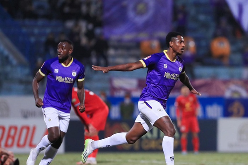 Hòa đội cuối bảng, Hà Nội FC đứt mạch thắng tại V-League