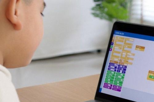 Xu hướng cho trẻ tiếp cận với lập trình online ngay từ cấp 1