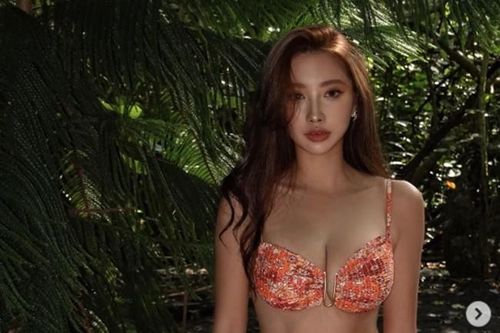 Vạn người mê cô chủ shop thời trang bụng mỡ, đùi cột đình