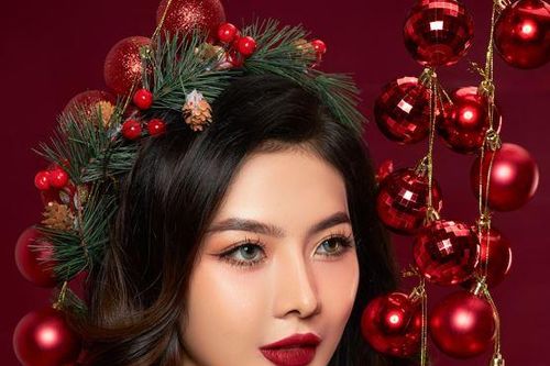 Trang điểm xinh lung linh đón Giáng sinh