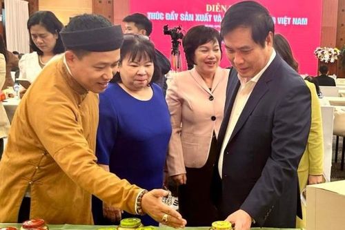 Ra mắt logo và slogan về sản xuất và tiêu dùng bền vững