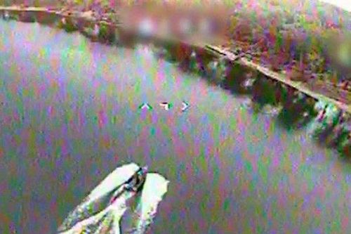 NÓNG trong tuần: Xuồng chở binh sĩ Ukraine vượt sông Dnipro bị UAV Nga tấn công