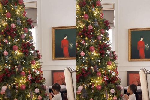 Con trai út Tăng Thanh Hà giúp mẹ trang trí cây thông Noel, khoảnh khắc đáng yêu 'đốn tim' công chúng