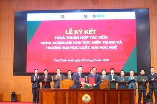 Trường Đại học Luật, Đại học Huế và Agribank khu vực miền Trung ký kết hợp tác toàn diện