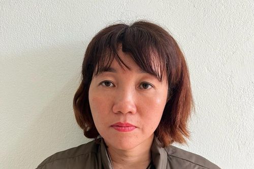 Khởi tố 'má mì' chứa gái mại dâm trong nhà nghỉ ở Tuyên Quang
