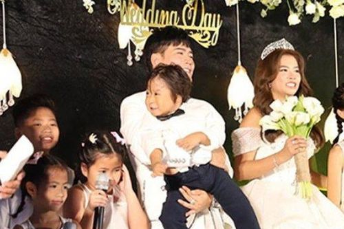 Quách Thành Danh cùng vợ và 5 con làm đám cưới linh đình tại biệt thự 35 tỷ