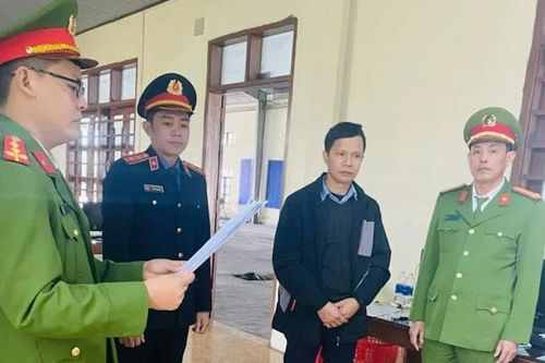 Quảng Bình: Khởi tố một Phó Giám đốc Trung tâm Đăng kiểm về tội nhận hối lộ