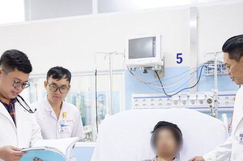 Kịp thời cấp cứu sản phụ bị hội chứng HELLP hiếm gặp do tiền sản giật