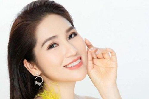 Nghệ sĩ cải lương xinh như hoa hậu vừa được phong danh hiệu NSƯT là ai?