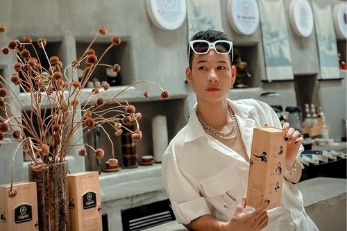 Bí mật của chàng trai làm video nhảy triệu view khiến chị em phát cuồng