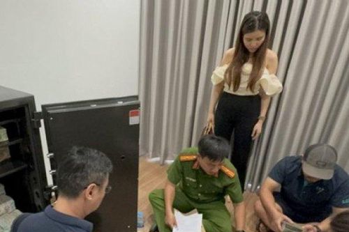 Tin tức 24h qua: Phá ổ mại dâm với 200 'chân dài', thu 21,5 tỷ đồng tại nhà 'tú ông'
