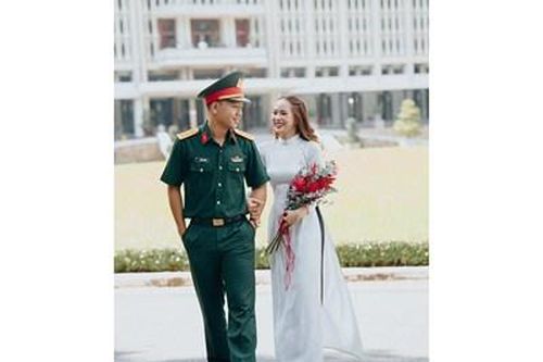 Bản tình ca dành tặng anh