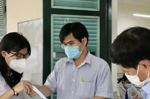 Bản tin 31/12: Thay đổi cách chấm điểm của bài thi trắc nghiệm