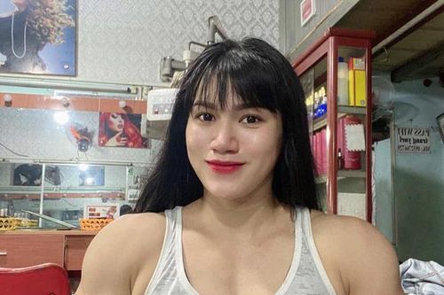 'Búp bê cơ bắp cuồn cuộn' ở Đồng Nai lấy chồng điển trai làm ngân hàng, ngày về ra mắt cha mẹ phản ứng bất ngờ