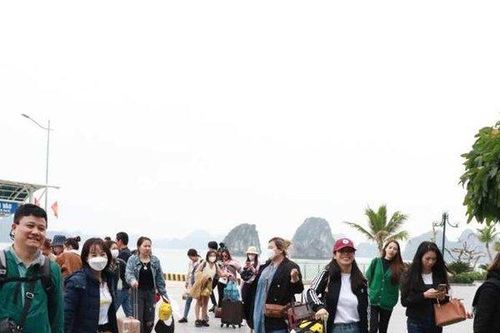 Quảng Ninh: Đón 170.000 du khách trong dịp nghỉ Tết Dương lịch 2024