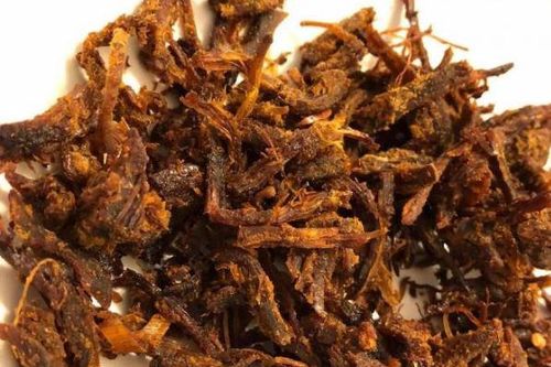 Vợ chồng trẻ tự mày mò làm bò khô tại nhà, thành quả thơm ngon bất ngờ