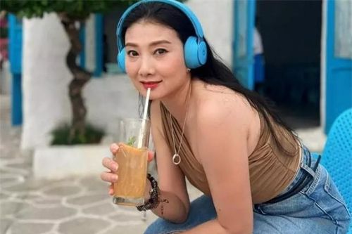 Danh tính nữ giám đốc được phong tặng danh hiệu NSND cao quý: từng phải bán tài sản để hoạt động