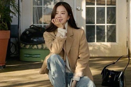 Trọn bộ bí kíp chọn quần jeans cho nữ nhân viên công sở