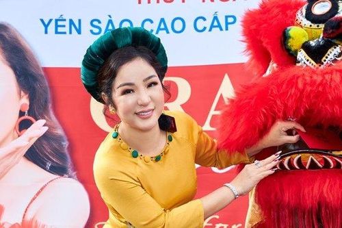 Diễn viên hài Thúy Nga bất ngờ rẽ hướng kinh doanh