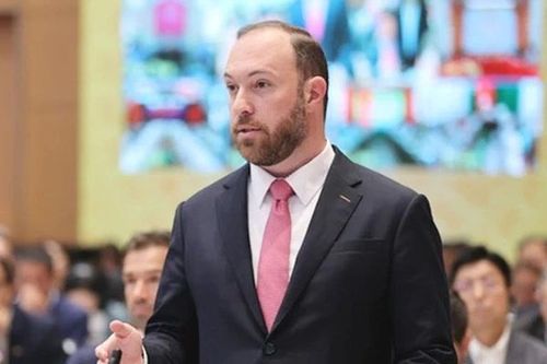 CEO AES Việt Nam làm Chủ tịch AmCham