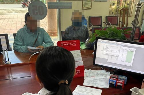 Cuộc giải cứu gay cấn của cán bộ Agribank Quảng Trị giúp nữ khách hàng lớn tuổi thoát bẫy lừa đảo gần nửa tỷ đồng