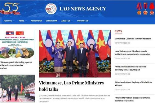 Báo chí Lào đưa tin đậm nét về quan hệ đặc biệt Việt - Lào
