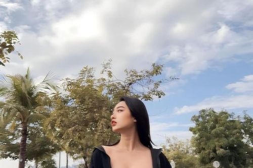 Hai hot girl đất mỏ minh chứng nhan sắc khổ luyện mà thành