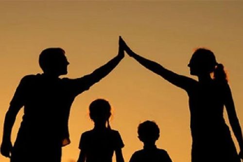 Bố mẹ tệ không phải lỗi của con