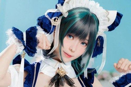 Màn cosplay nữ tướng game Azur Lane 'đốt mắt' dân mạng